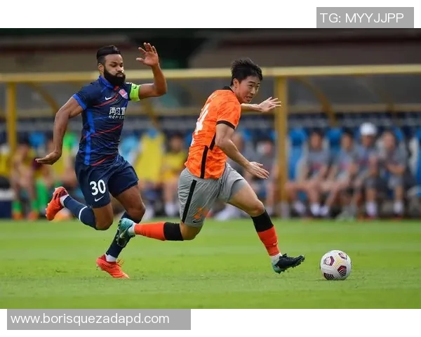 足球纪实：记录深圳足球队的突破历程